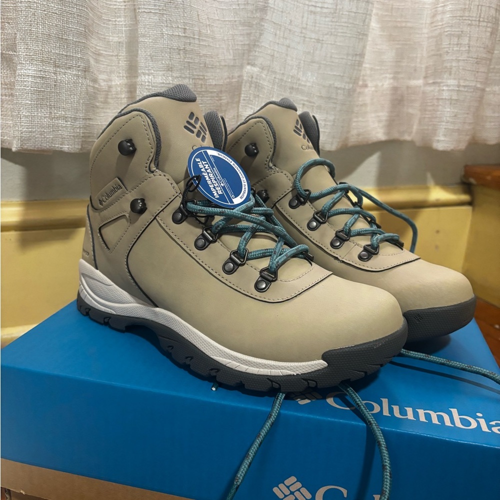 Columbia Gray Outdoor Boots